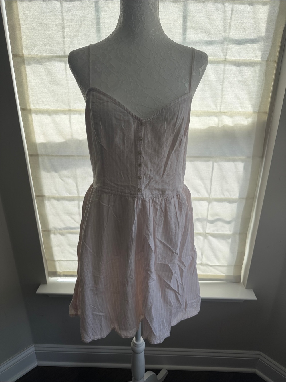 Abercrombie & Fitch Light Pink Casual Button-Front Sundress